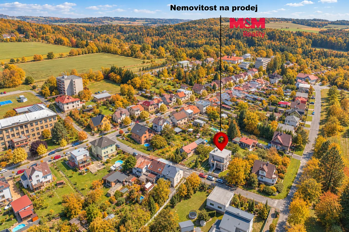 Prodej rodinného domu 179 m², pozemek 896 m²